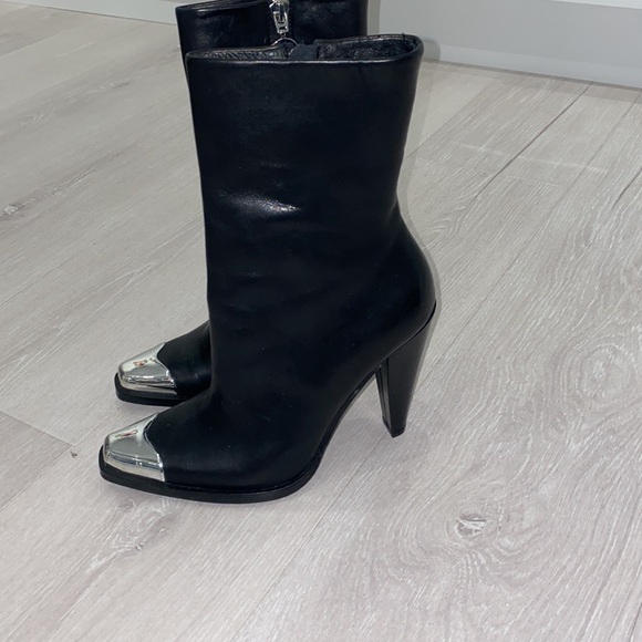 Wishbone boots - Picture 2 of 4